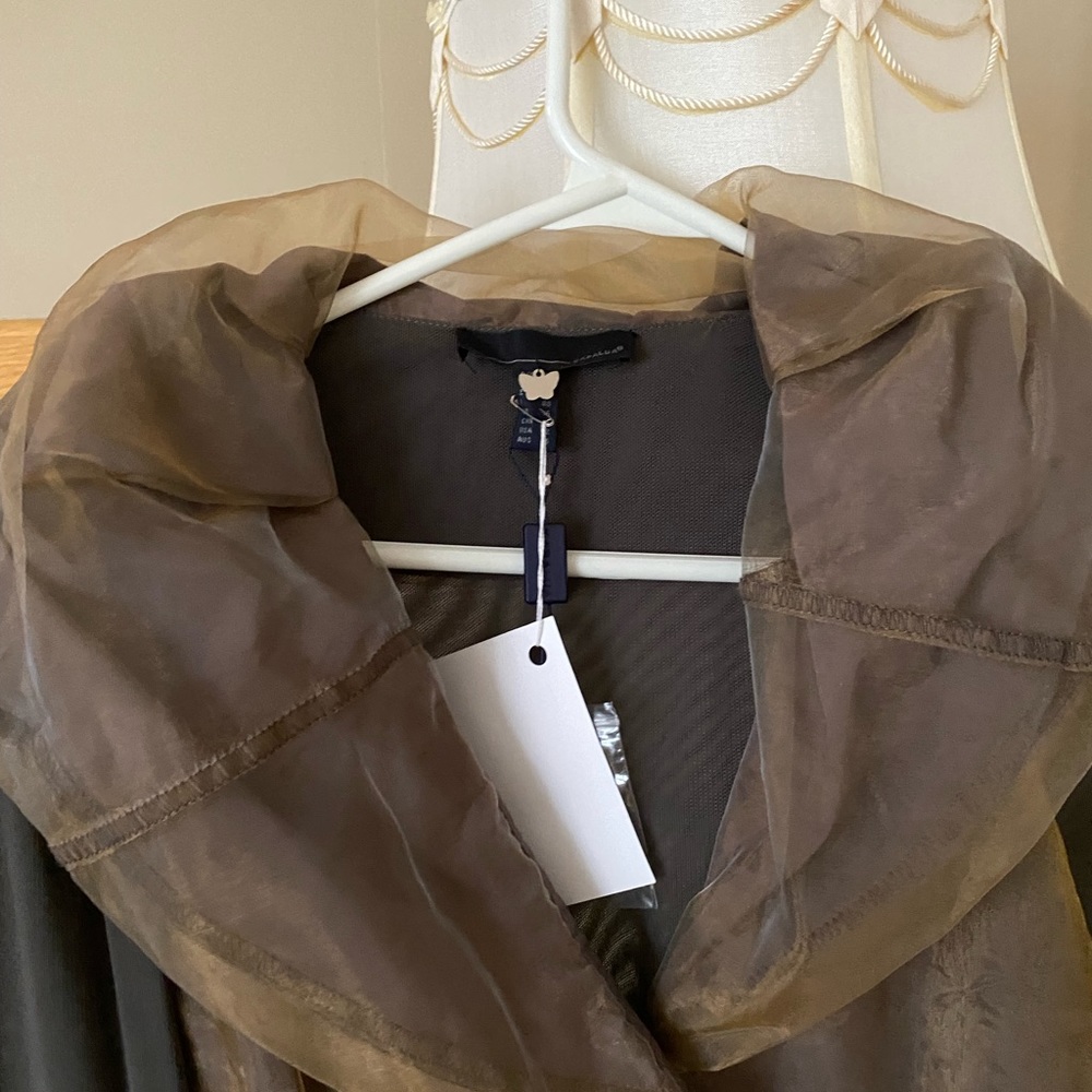 Jacket - Picture 2 of 4